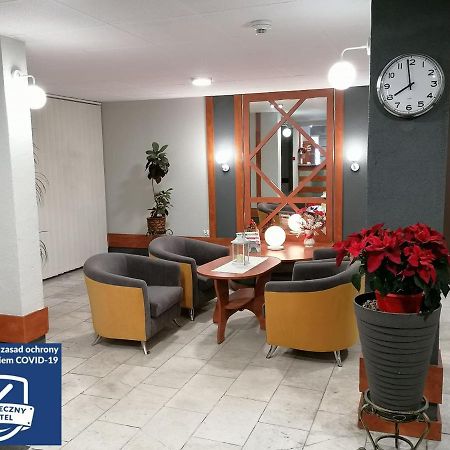 Hotel Lech Gniezno Exteriör bild