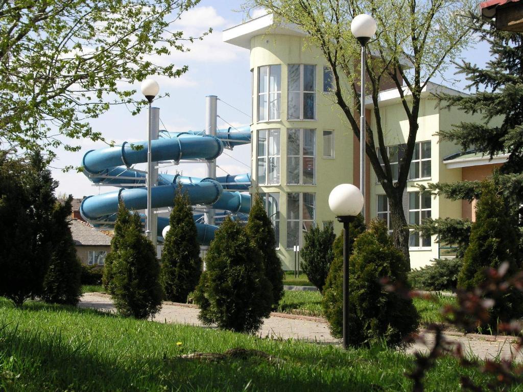 Hotel Lech Gniezno Exteriör bild