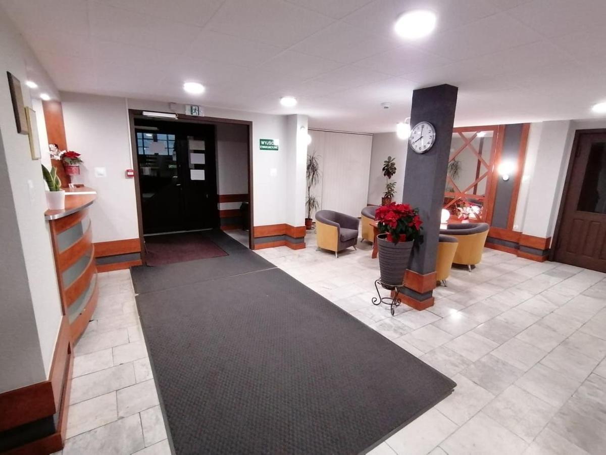 Hotel Lech Gniezno Exteriör bild