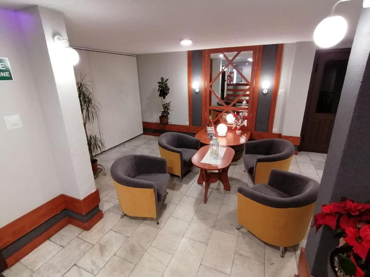Hotel Lech Gniezno Exteriör bild