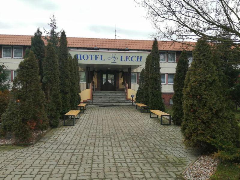 Hotel Lech Gniezno Exteriör bild